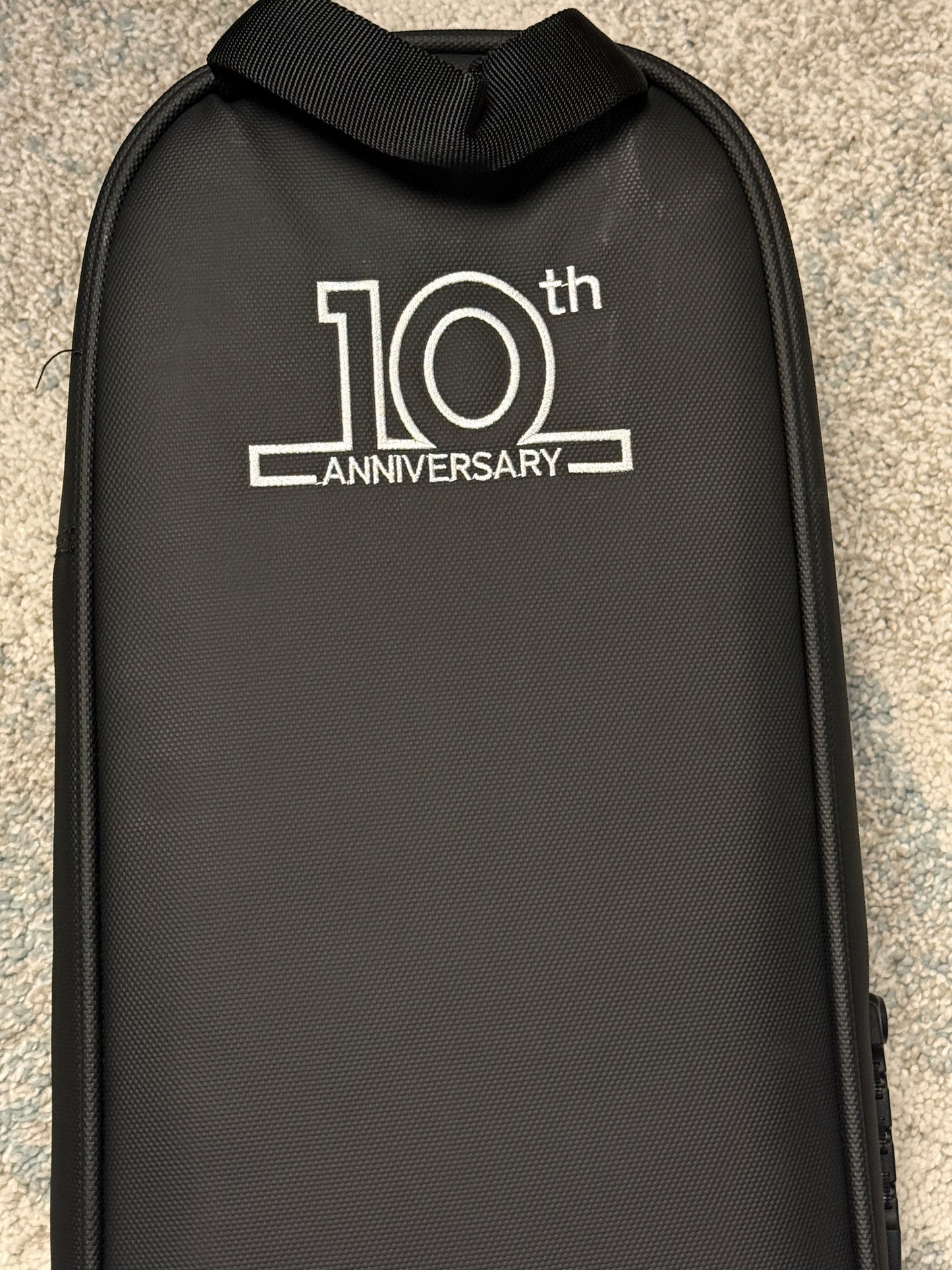 Moonwalk Stage EG1200 Premium Aerocase 10th Anniversary Gigbag with wheels for Guitar in Black