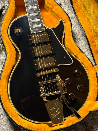 Gibson 1957 Les Paul Custom Reissue 3-Pickup Bigsby in Ebony w/Case 751507