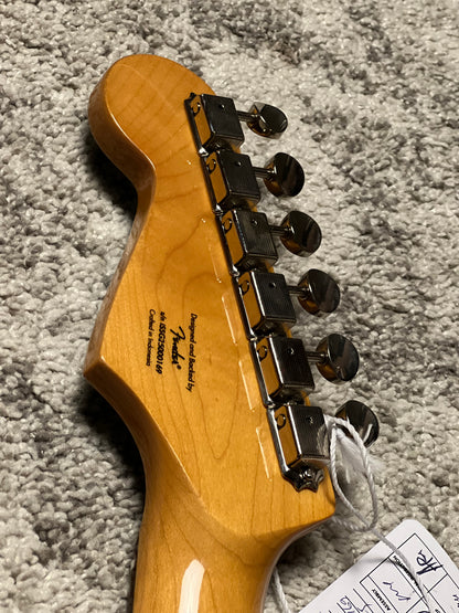 Squier FSR Classic Vibe 60s Stratocaster HSS Electric with Laurel FB in Ice Blue Metallic
