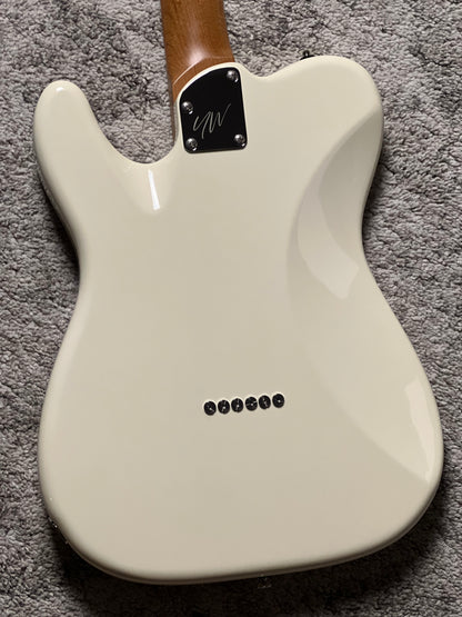 UW GuitarWorks Vintage Custom in Vintage White
