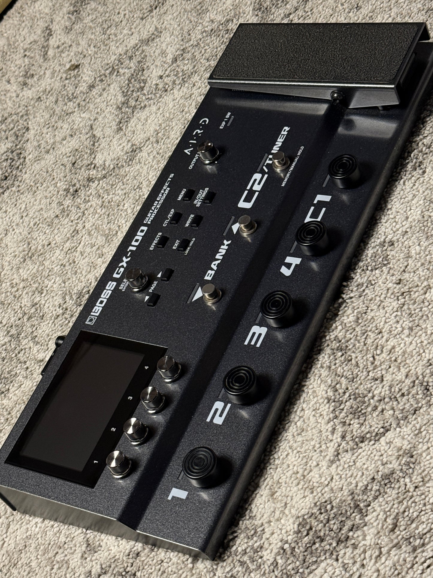 Boss GX-100 Guitar Multi effects Pedal (USED) –
