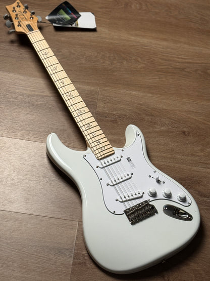 PRS Silver Sky in Frost with Maple Fingerboard 250417121