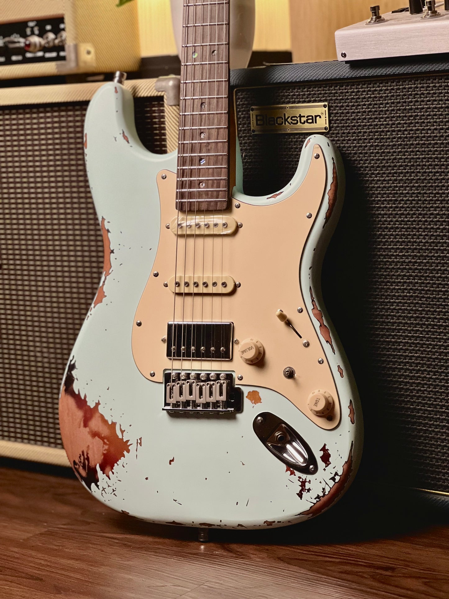 Dhatarattha Classic DST HSS in Sonic Blue over Sunburst with Rosewood FB and Nitrocellulose Lacquer Relic