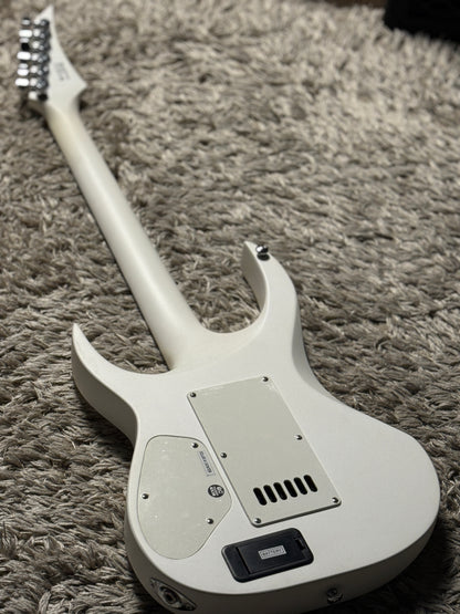 Solar A1.6VINTER in Pearl White Matte