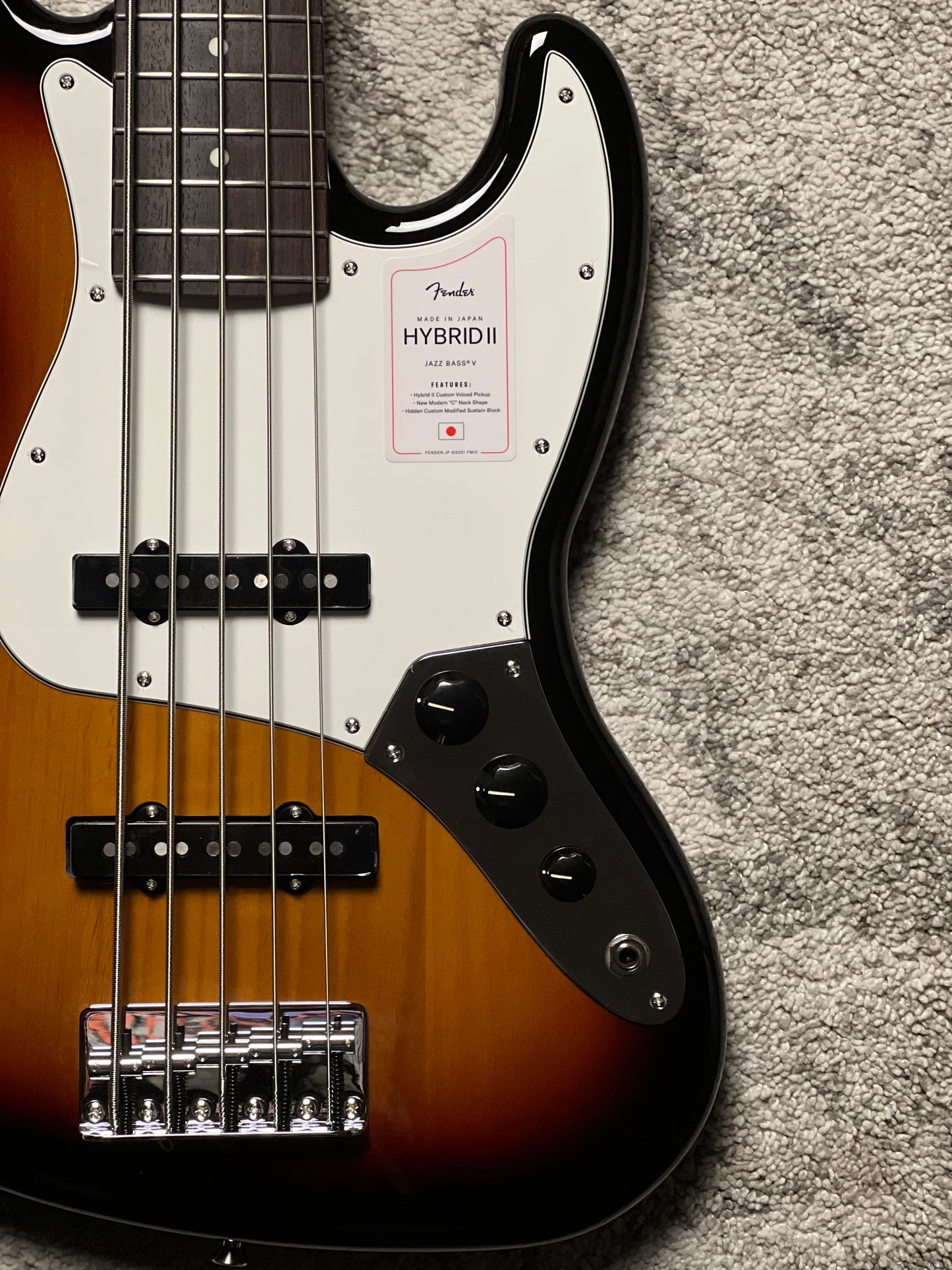 กีต้าร์ Fender Japan Hybrid II Jazz Bass V พร้อม RW FB สี Sunburst 3 สี