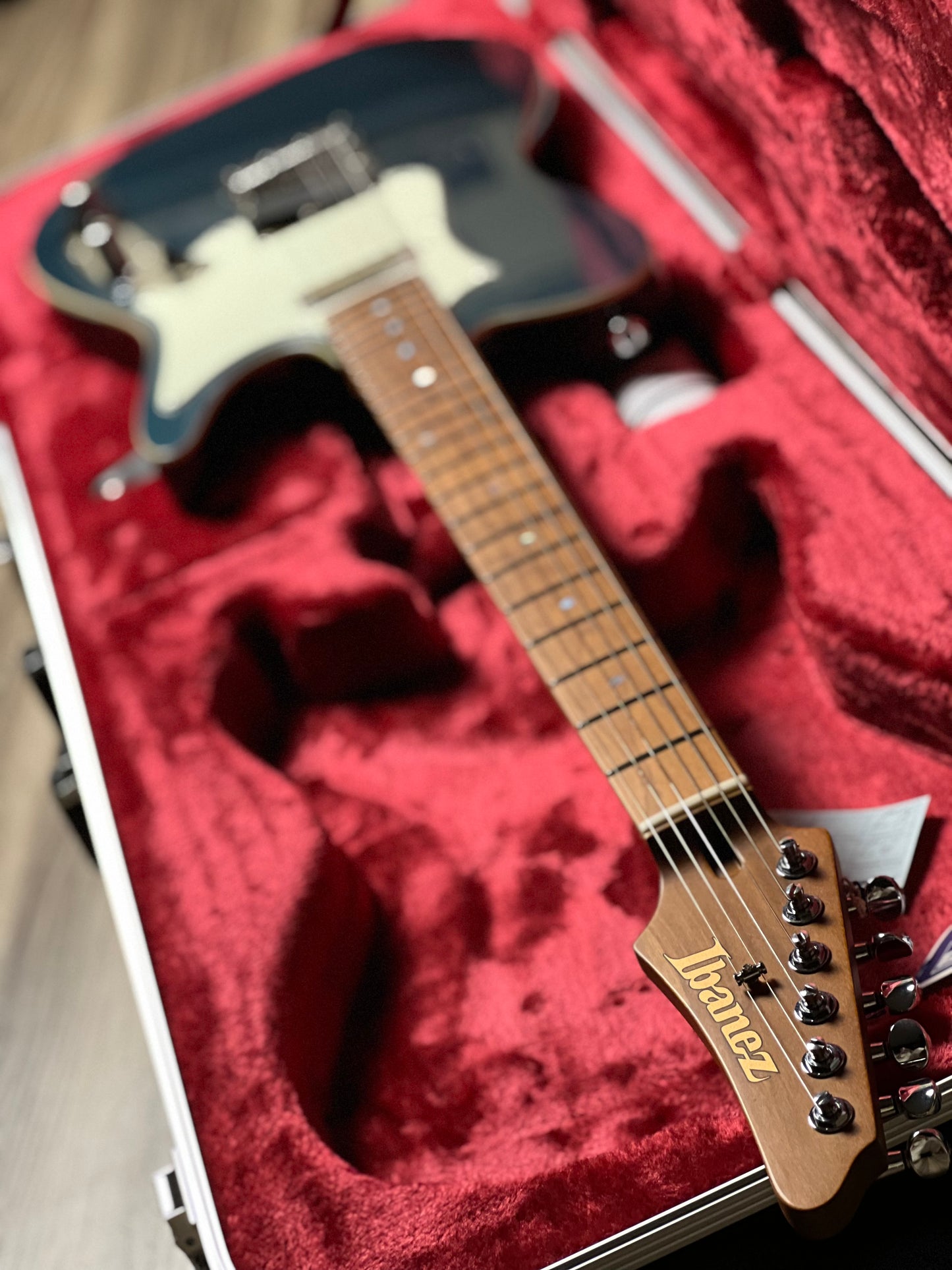 Ibanez Prestige AZS2209 in Antique Turquoise with Case F2315640