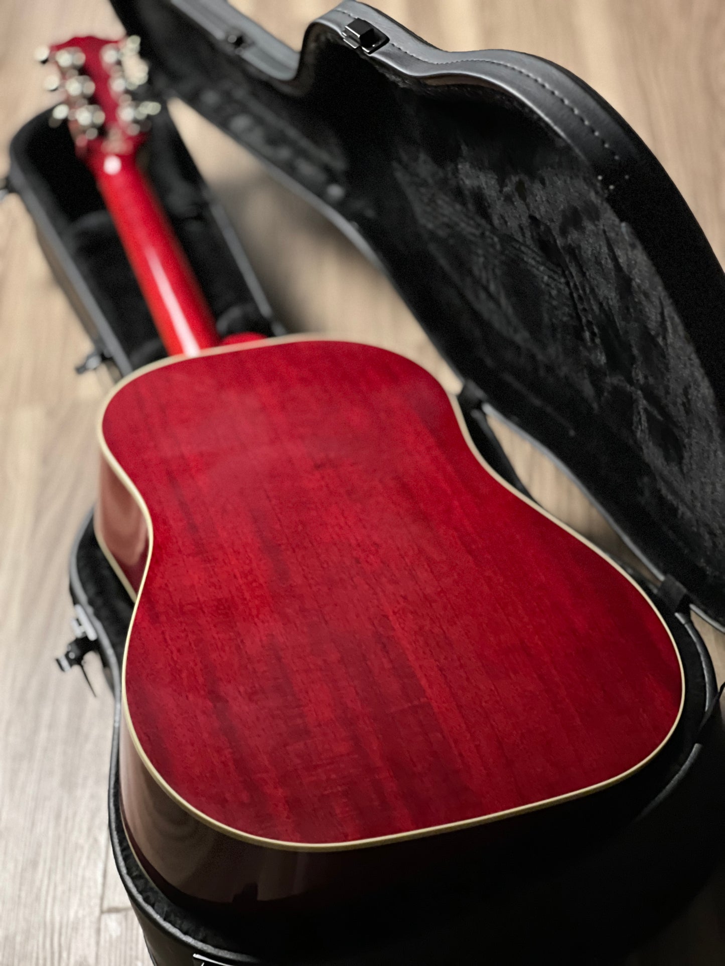 Gibson Slash J-45 in Vermillion Burst w/ Case