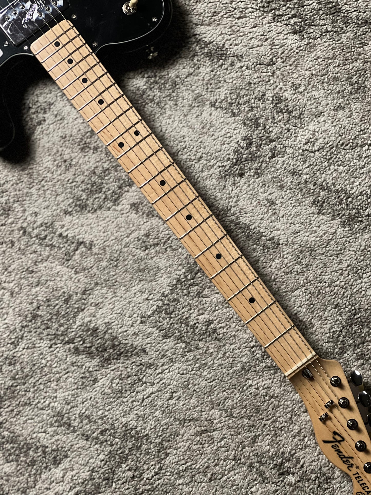 Fender Japan Traditional II 70s Telecaster Custom with Maple FB in Black JD26002622