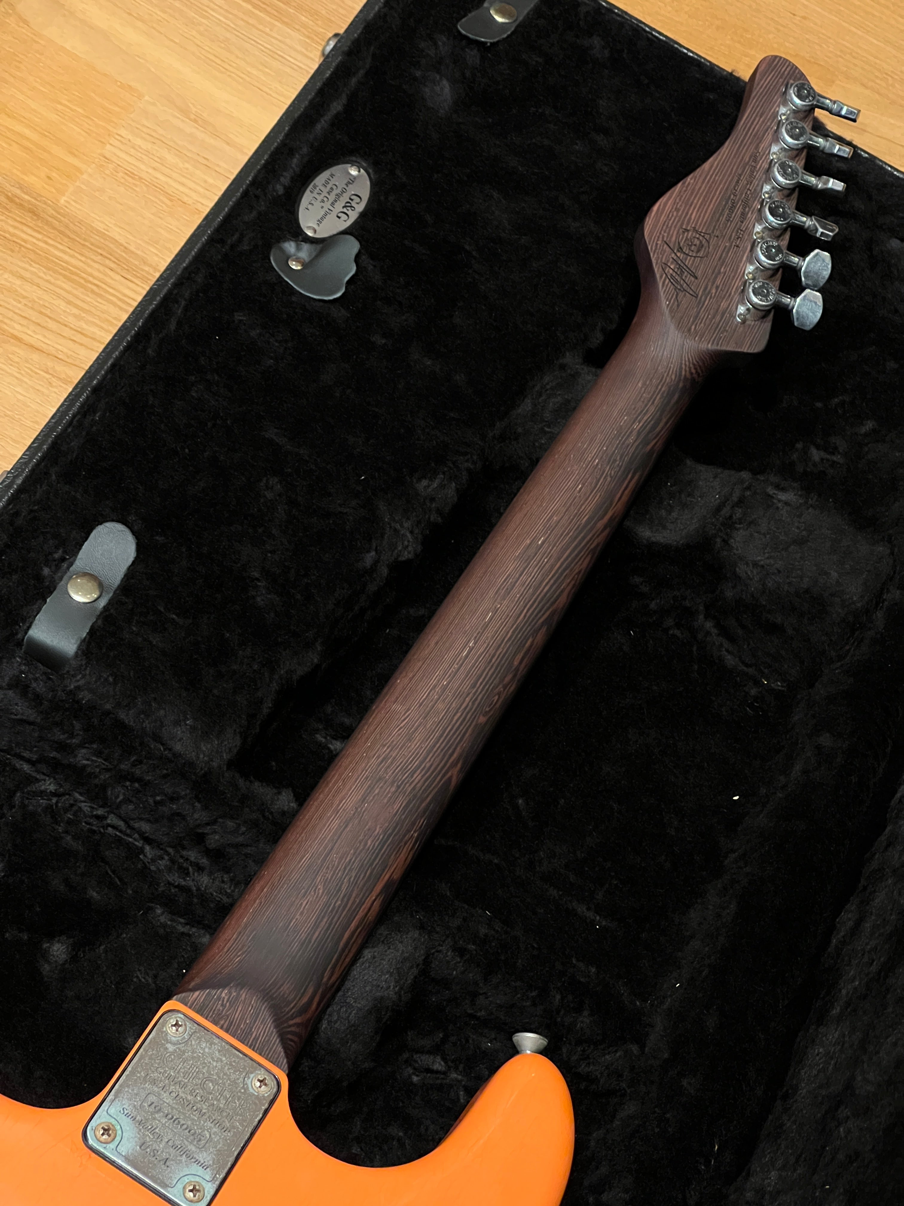 Schecter USA Signature Nick Johnston Signature - Wembley Atomic