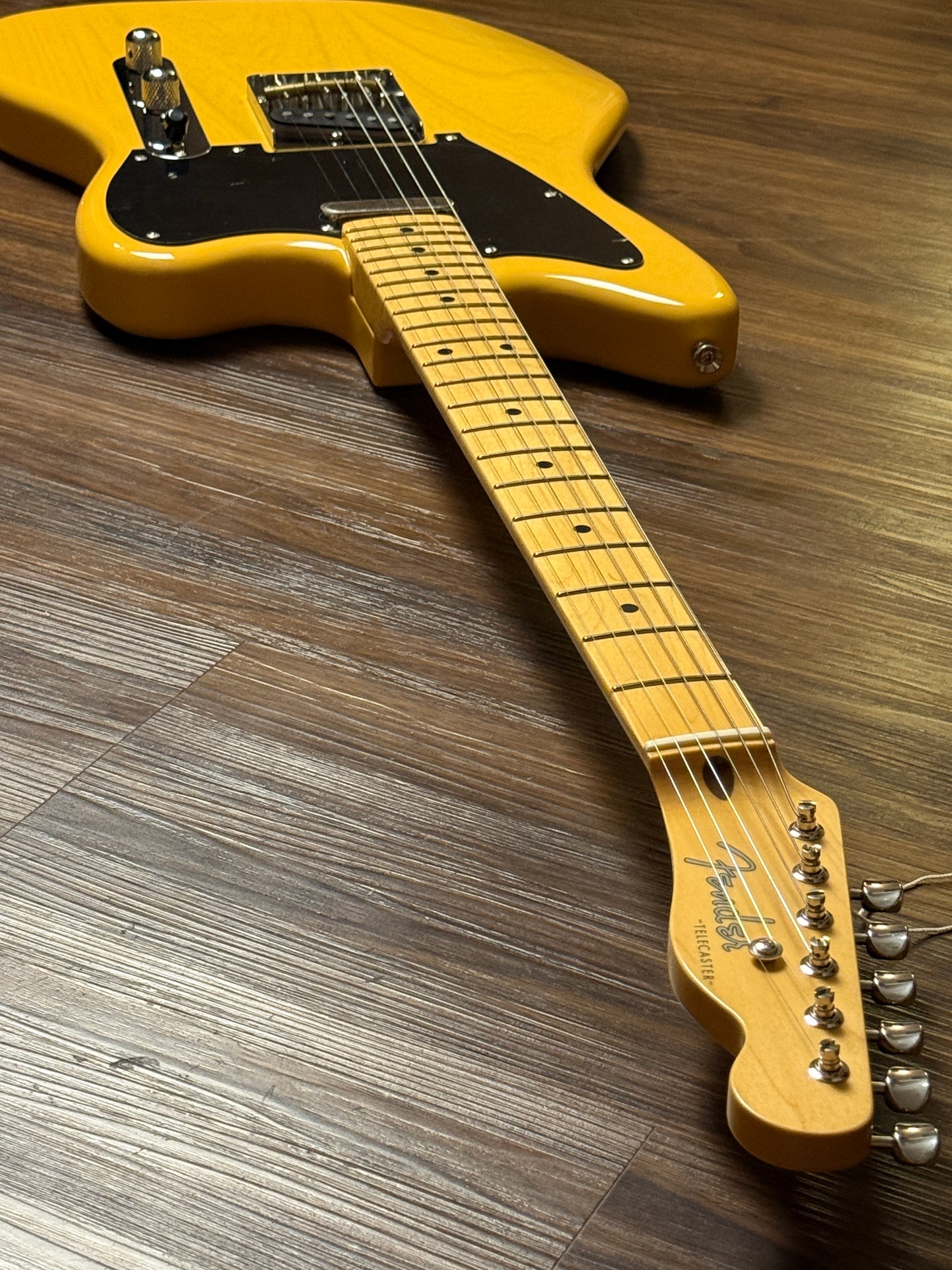 Fender Japan Offset Telecaster with Maple FB in Butterscotch Blonde JD21025384