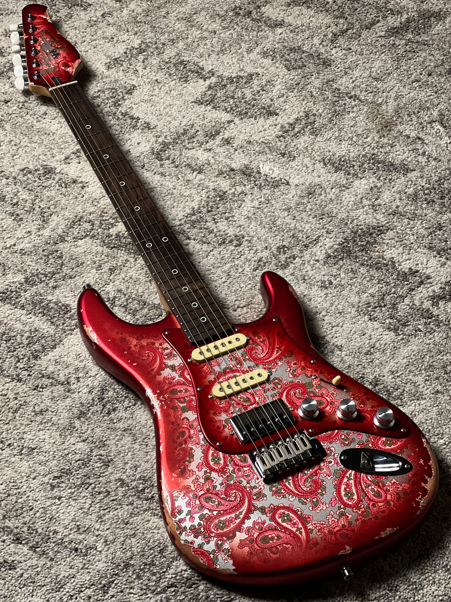 Dhatarattha Performance DST HSS in Pink Paisley with Rosewood FB and Nitrocellulose Lacquer Relic