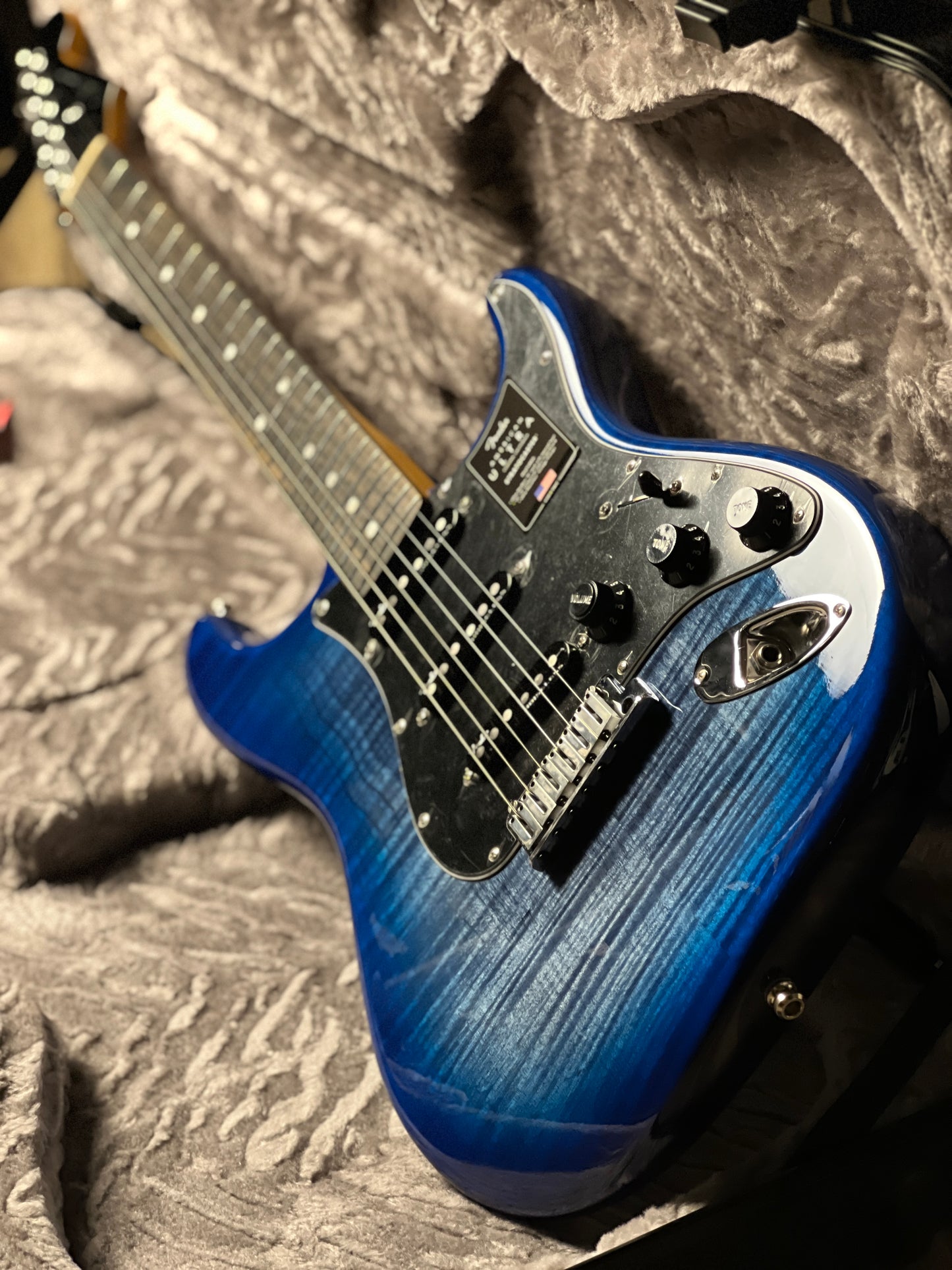 Fender American Ultra Limited Edition Stratocaster with Ebony FB in Denim Burst US23002770