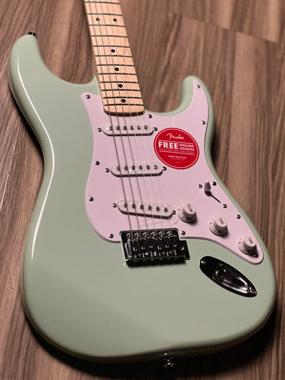 Squier FSR Sonic Stratocaster w/White Pickguard, Maple FB in Surf Green