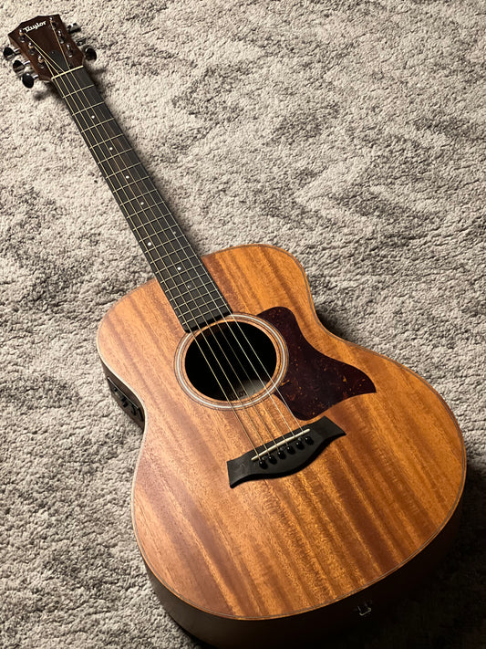 Taylor Swee Lee Exclusive GS Mini-e Sekar Jagad Special Edition Acoustic Guitar