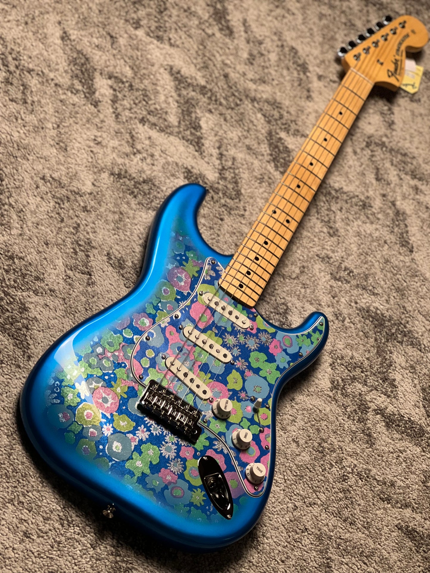 Fender MIJ Limited Stratocaster with Maple FB in Blue Flower JD25026963