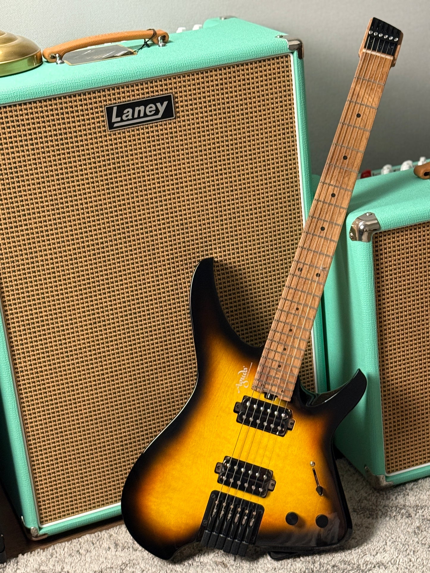 Aguda Musicboy in 2-Tone Sunburst