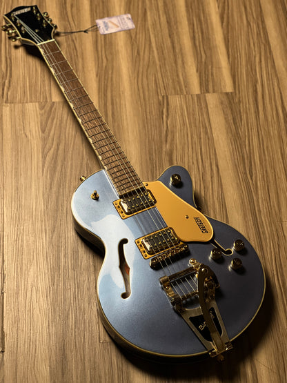 Gretsch G5655TG Electromatic Centre Block Jr Single-Cut w/Bigsby, Laurel FB in Cerulean Smoke