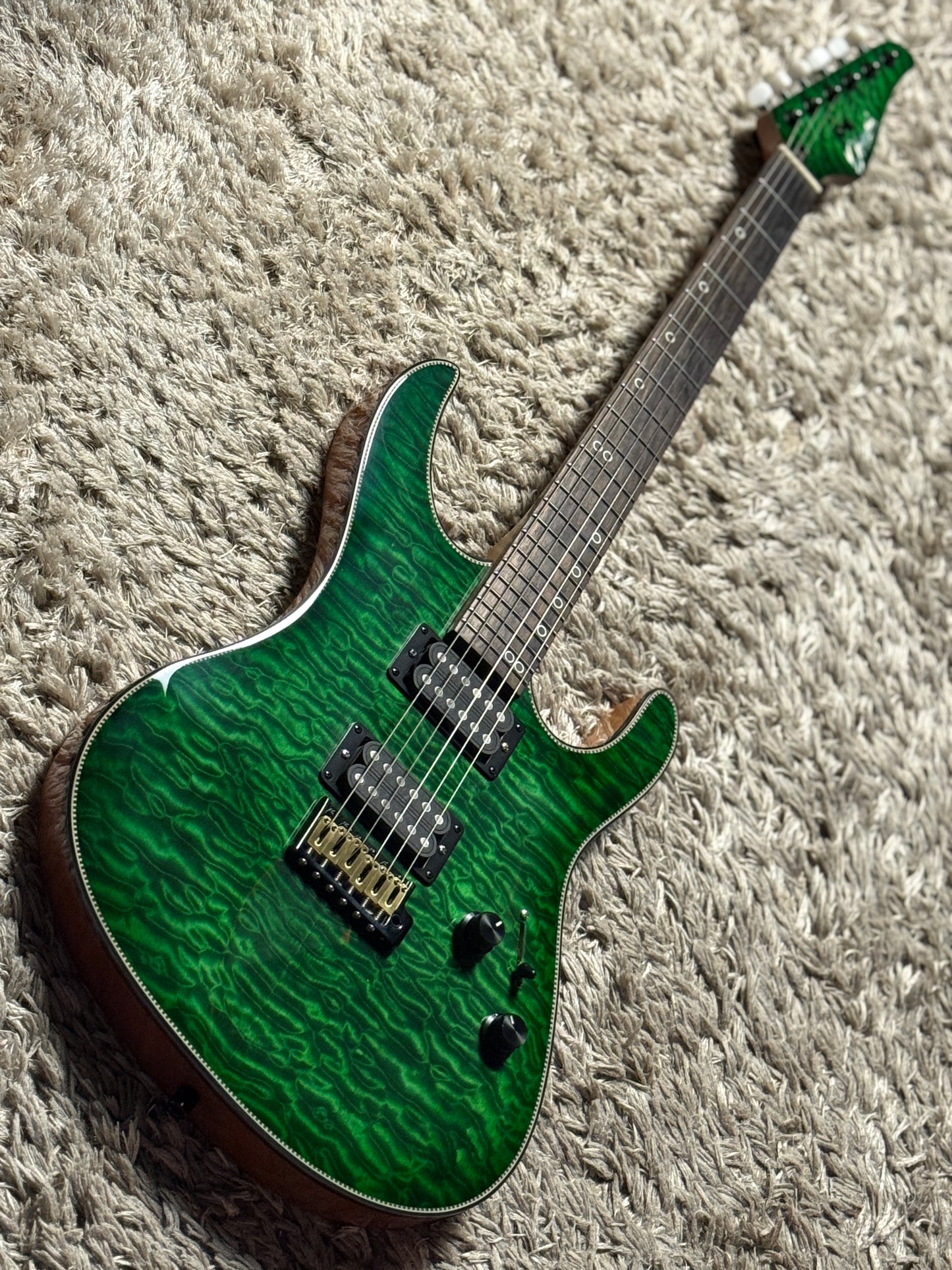 Dhatarattha Custom DST HH Quilt in Emerald Green with Rosewood FB