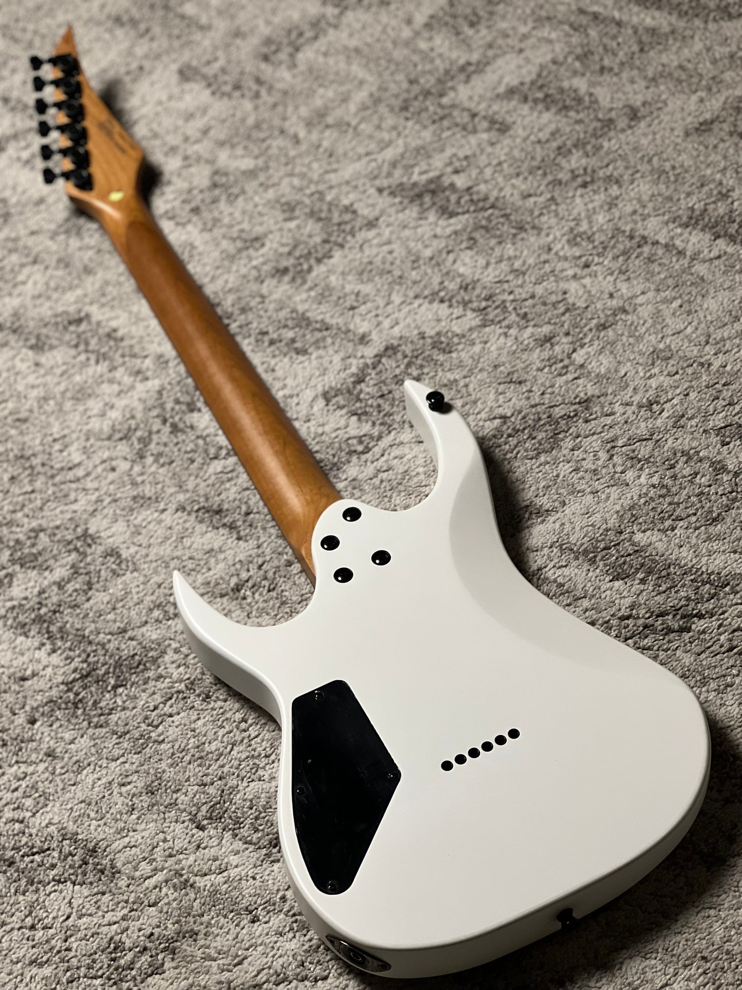 SQOE SEIB6S WH in Satin White