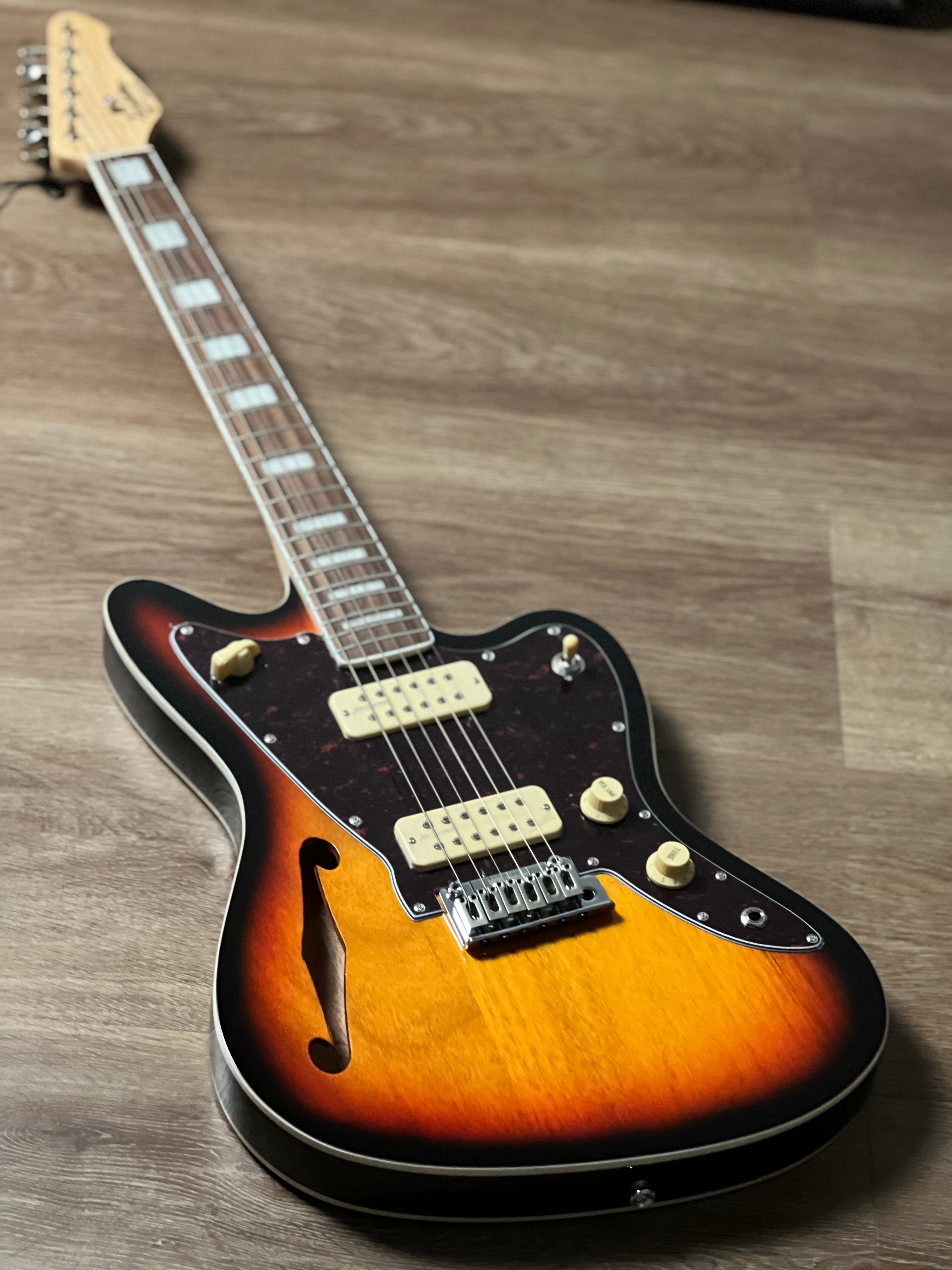 Revelation RJT 60 TL Thinline in 3-Tone Sunburst – nafiriguitar.com