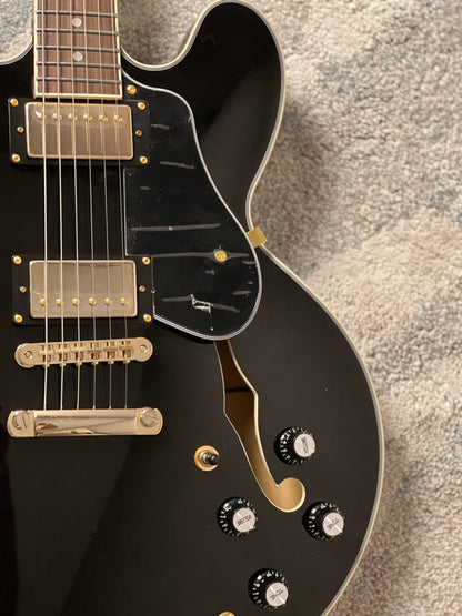 Soloking SH-335 Heritage in Ebony Black with Gold Hardware