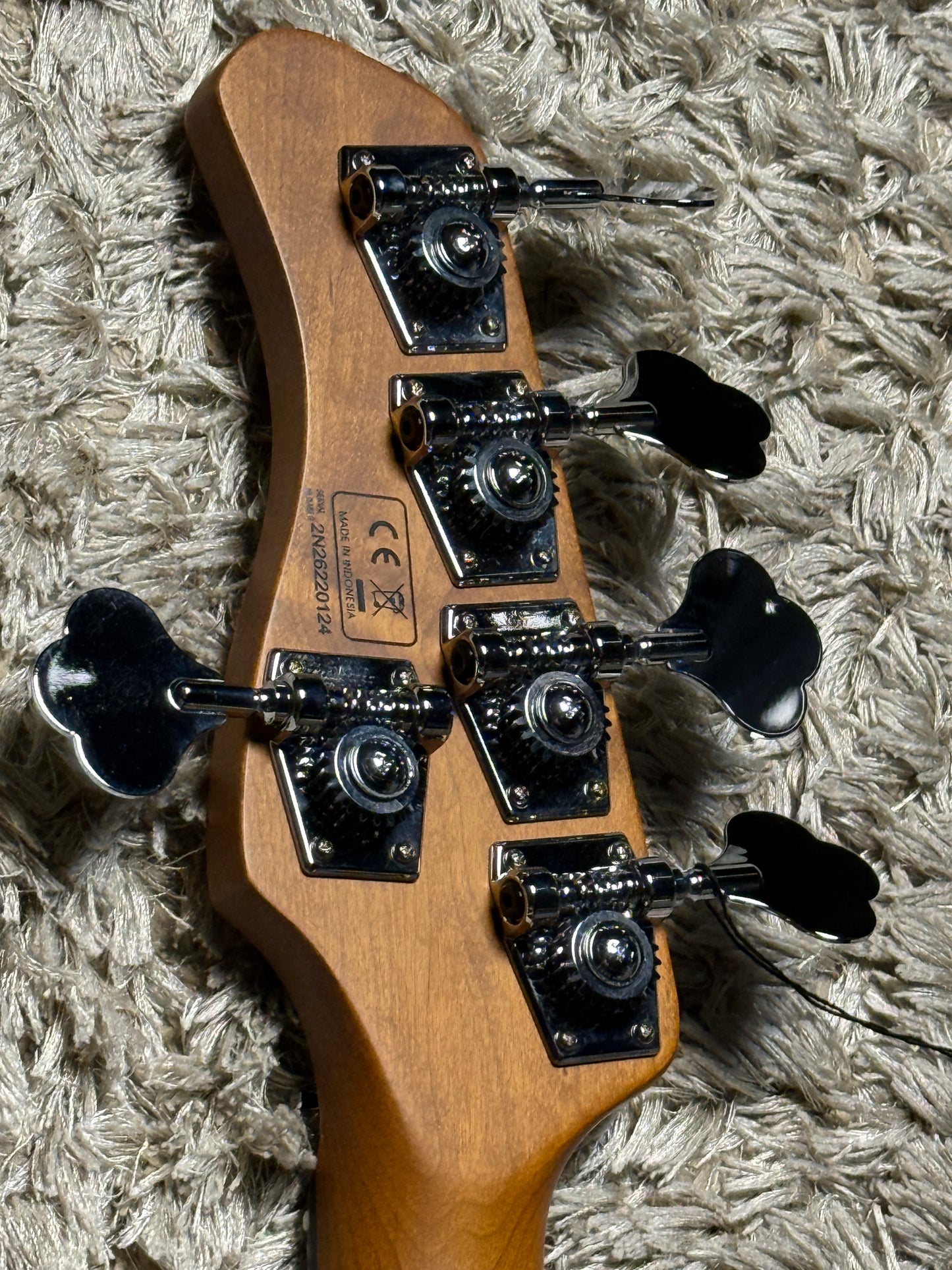 Sire Marcus Miller V5 Alder-5 St in Champagne Gold Metallic