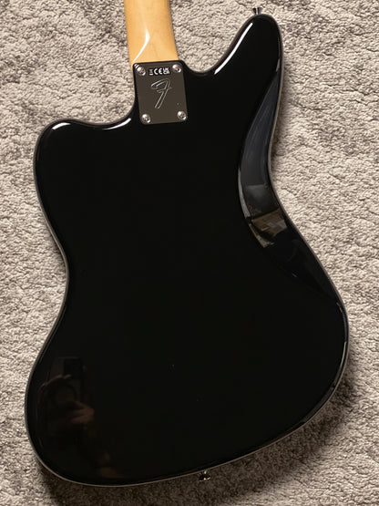 Fender Japan Traditional Late 60s Jaguar with RW FB in Black JD26005354