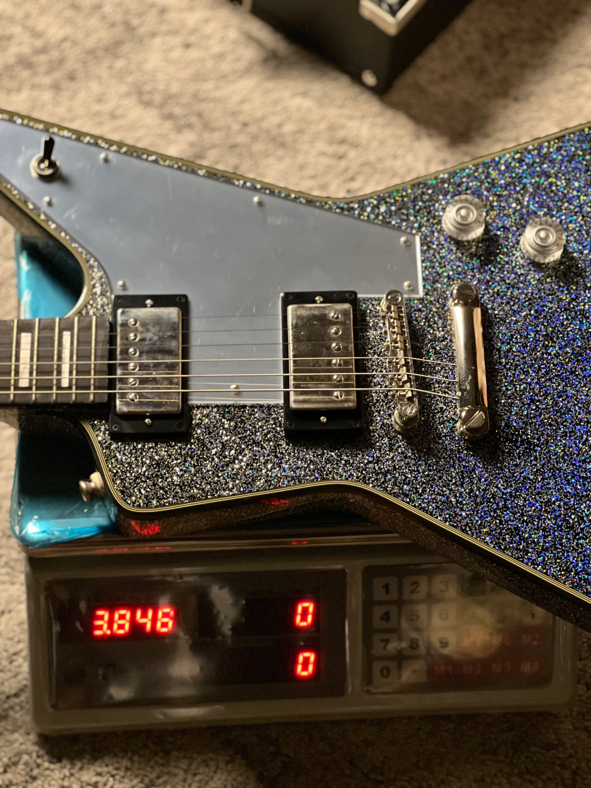 Epiphone Lzzy Hale Explorer Custom in Black Diamond Holographic Sparkle