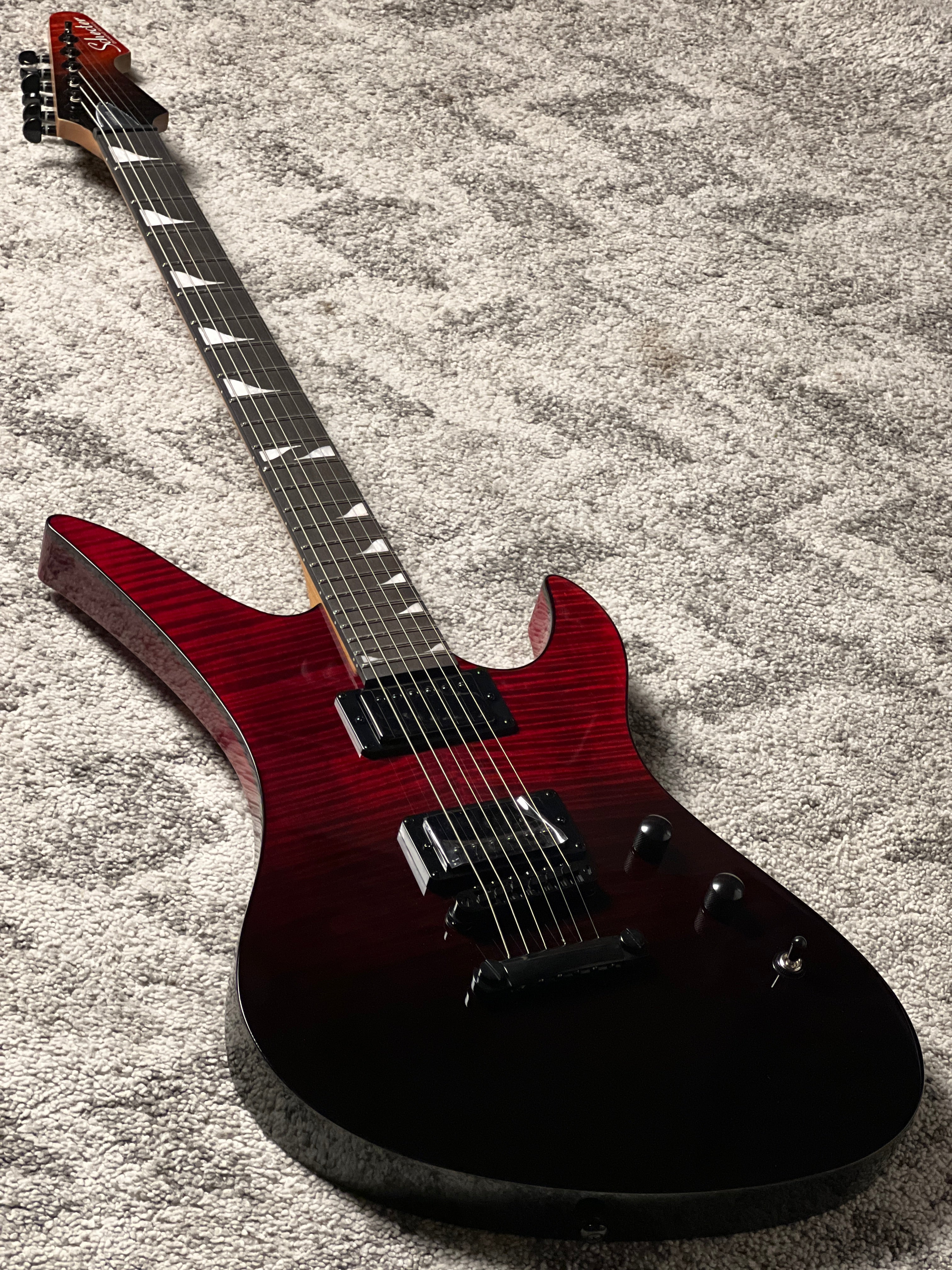 Schecter Avenger Standard in Blood Burst – nafiriguitar.com