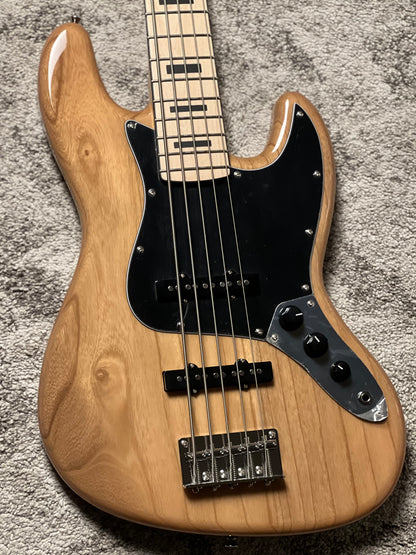SLX Sparrow 70s Special V Essentials with Maple FB in Vintage Natural