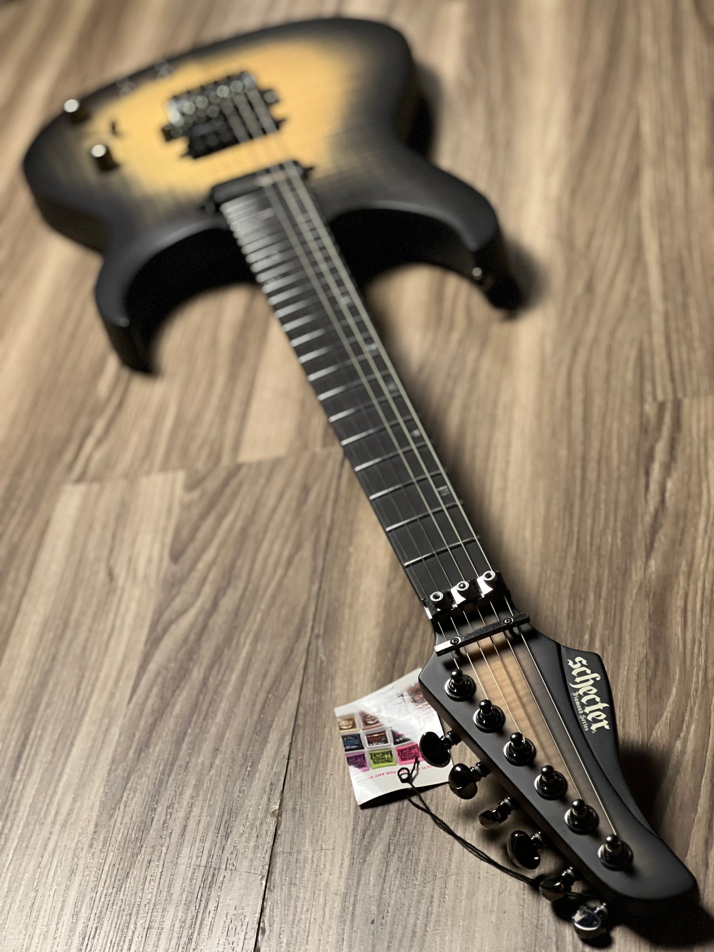 Schecter Banshee Mach-6 FR-S in Ember Burst W21080143