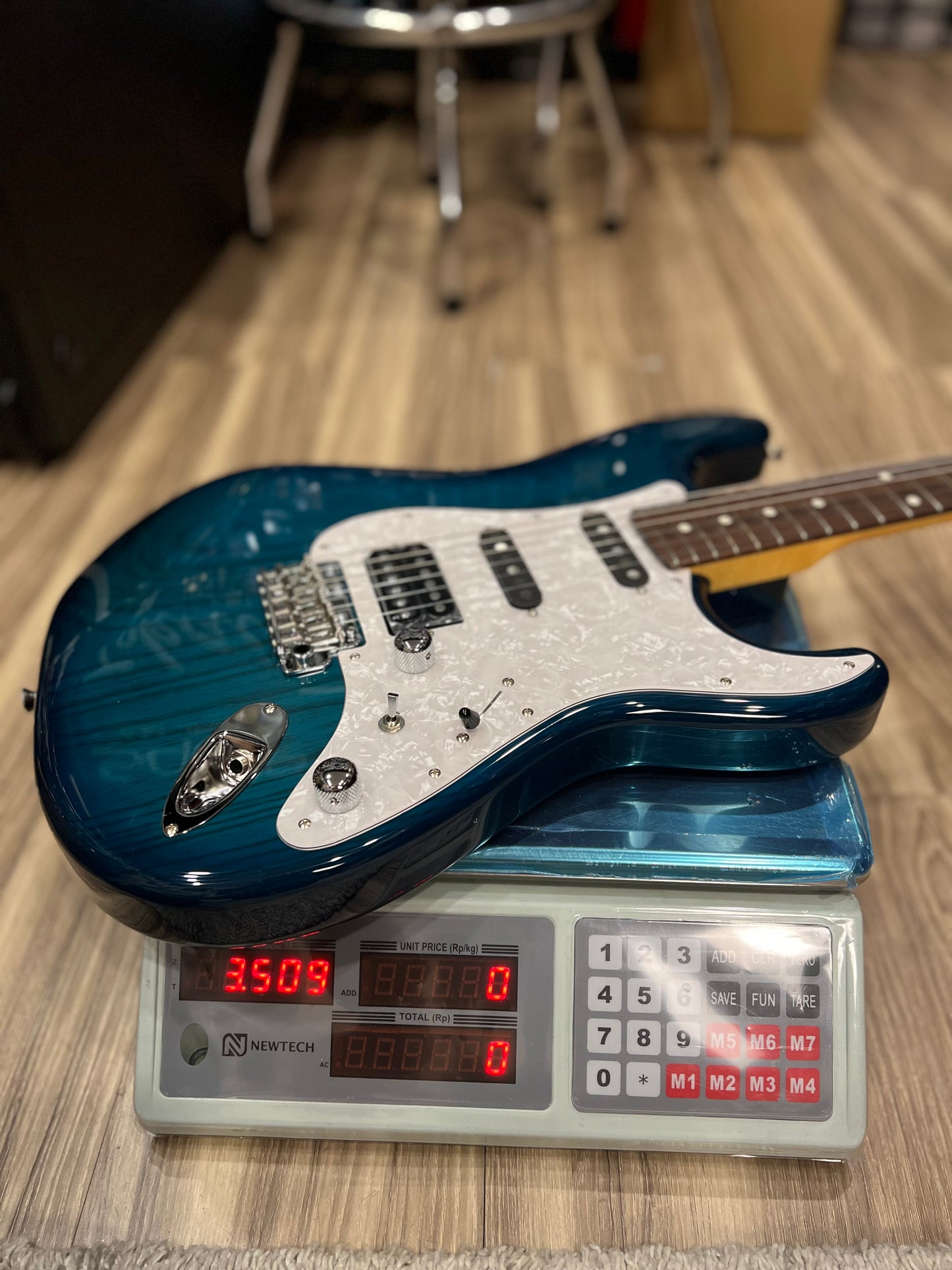Tokai AST-148SH SEB Modern Goldstar Sound in Blue Burst 190841