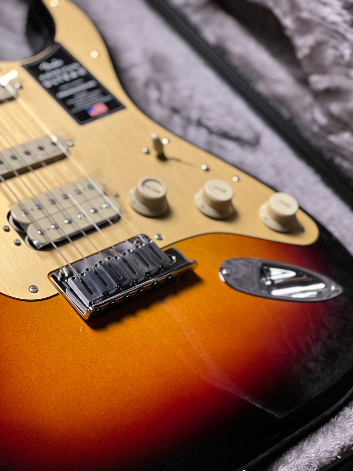 Fender American Ultra II Stratocaster HSS with Ebony FB in Ultraburst US25024570