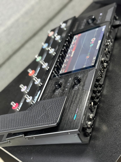 Line 6 Helix Stadium XL Amp Modeler and FX Processor