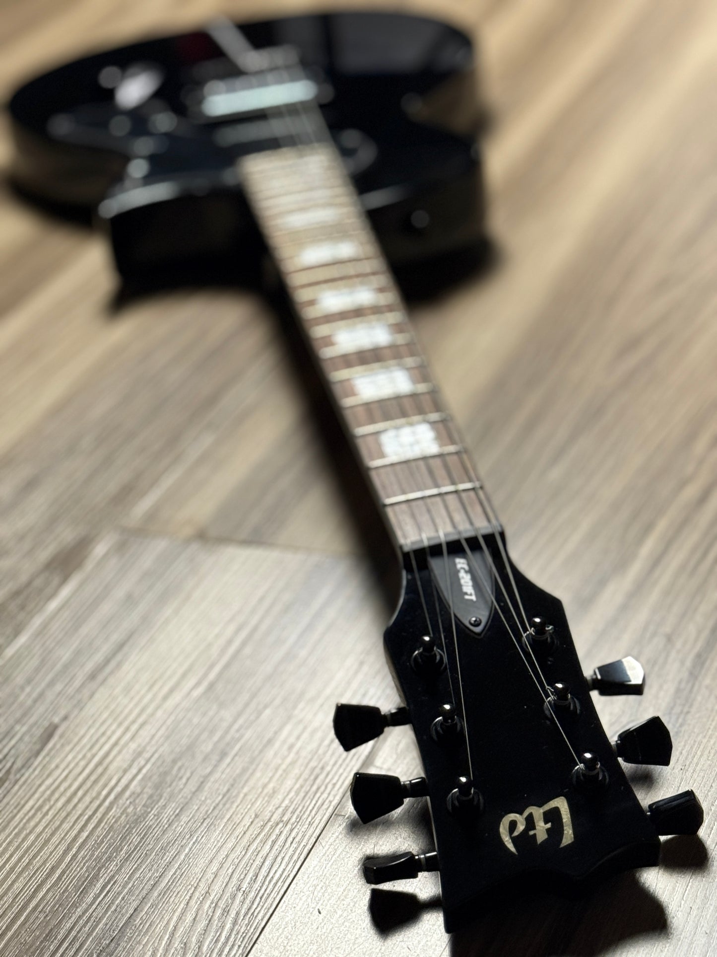 ESP LTD EC-201FT In Black