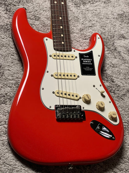 Fender Player II Stratocaster with RW FB in Coral Red