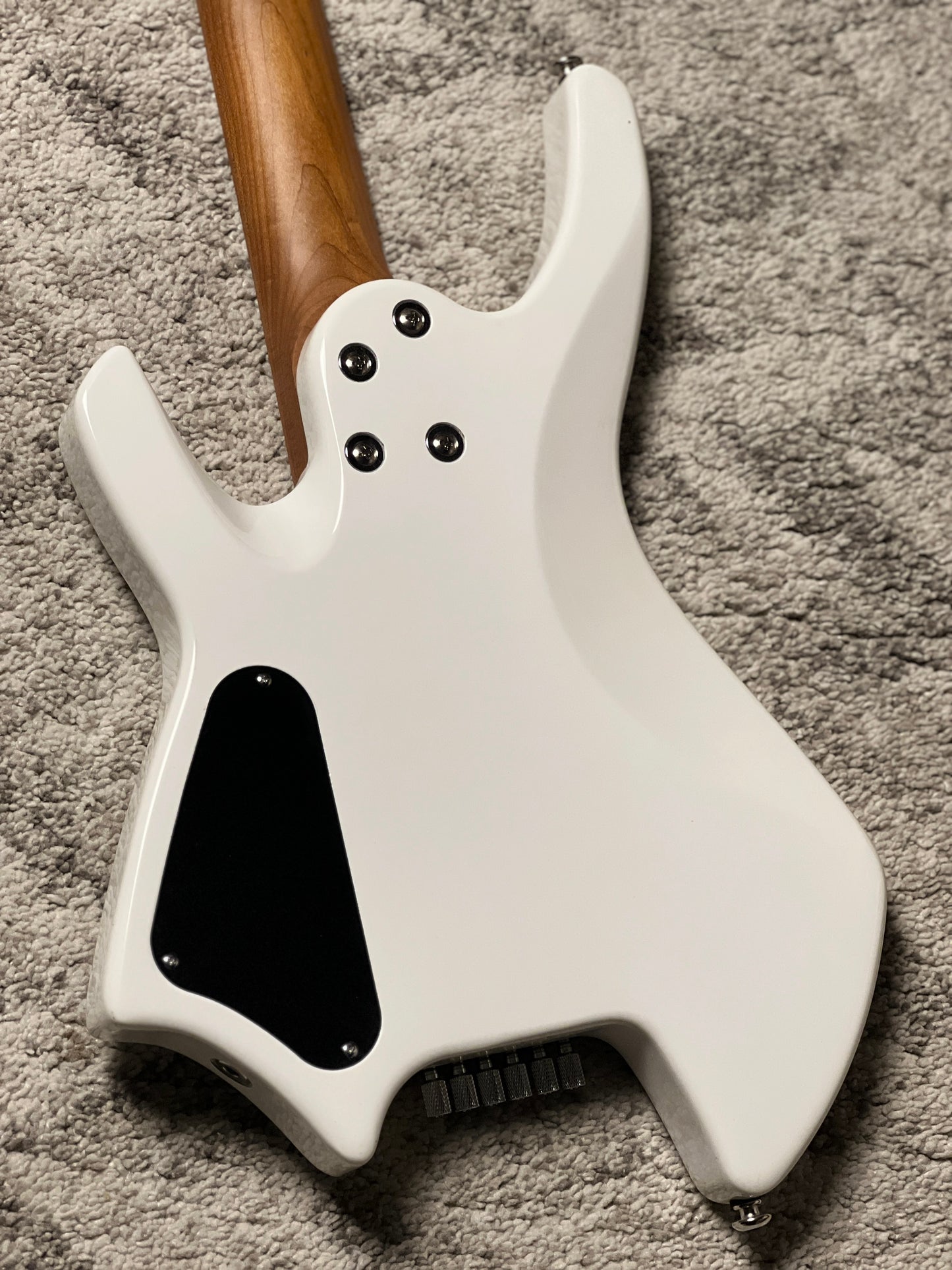 SQOE SEWT700 HSS Headless in Pearl White