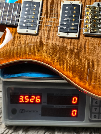 PRS 35th Anniversary Custom 24 in Autumn Sky 10 top 0329379