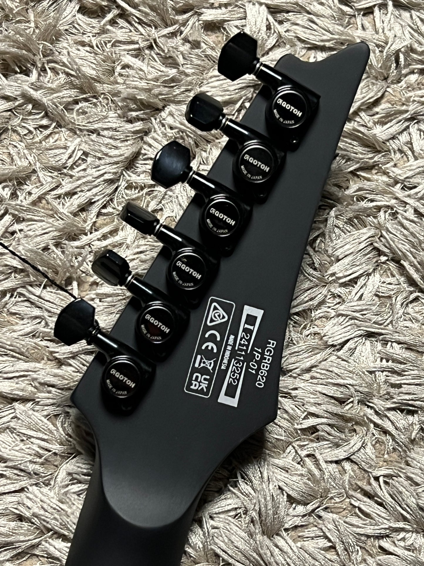 Ibanez RGRB620-BKF in Black Flat