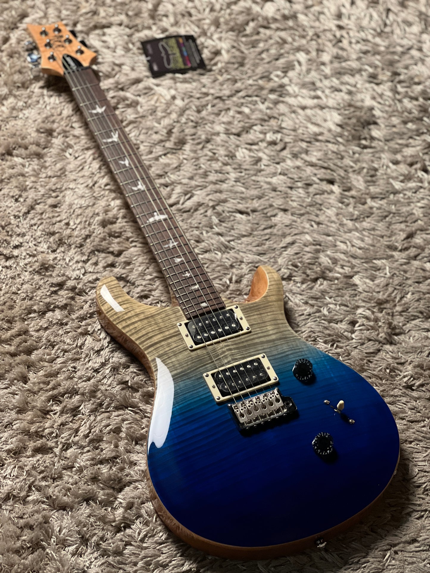 PRS SE Custom 24 in Blue Fade Limited Edition