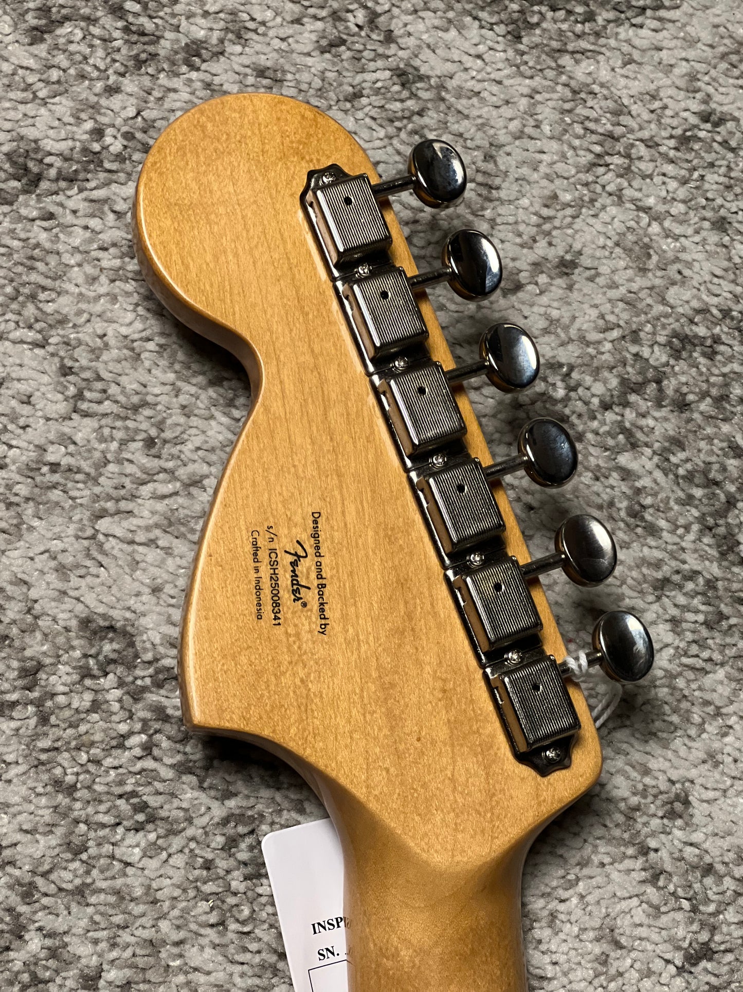 Squier FSR Classic Vibe 70s Stratocaster w/Black Pickguard in Antigua Burst