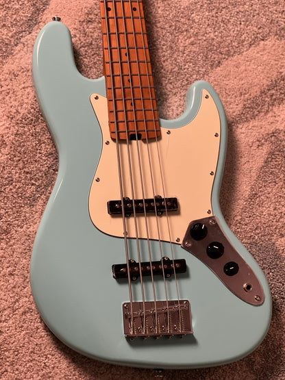 SQOE SJB650 Roasted Maple Series 5 String Bass in Vintage Sonic Blue