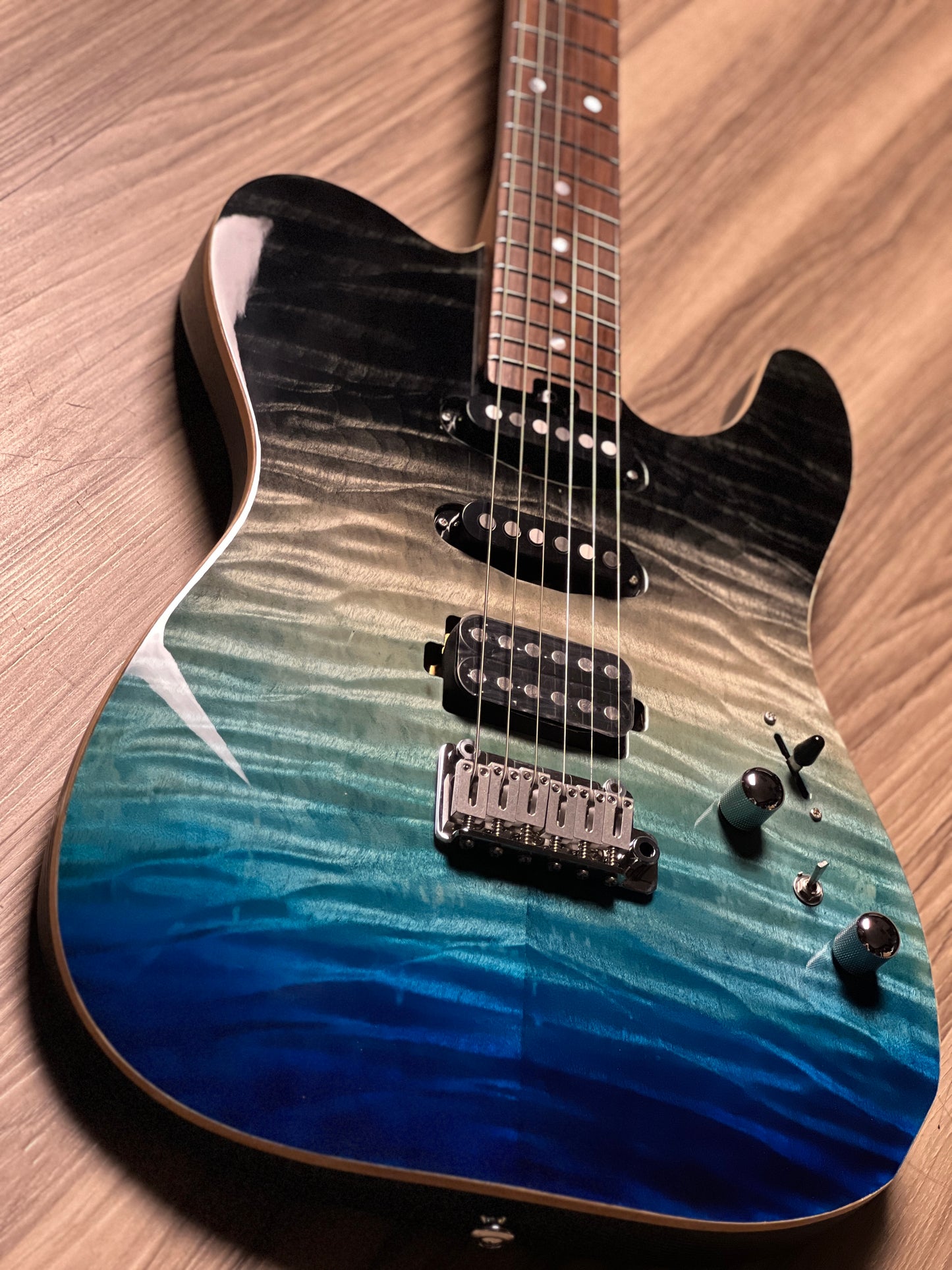 Soloking MT-1 Custom 22 HSS Quilt With Rosewood FB in Ocean Storm Double Wipeout JESCAR