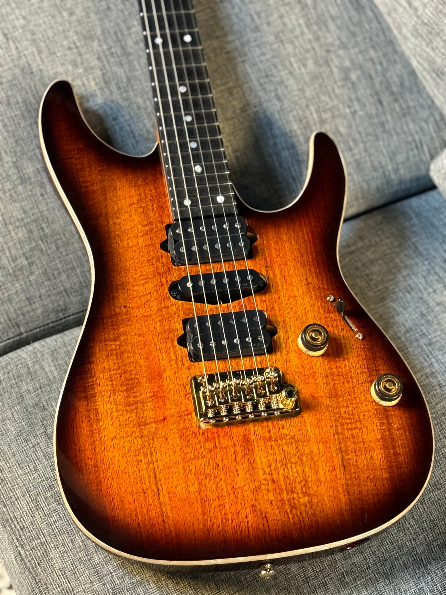 Ibanez Premium AZ47P2K-DEB in Dragon Eye Burst 250610301 (USED)