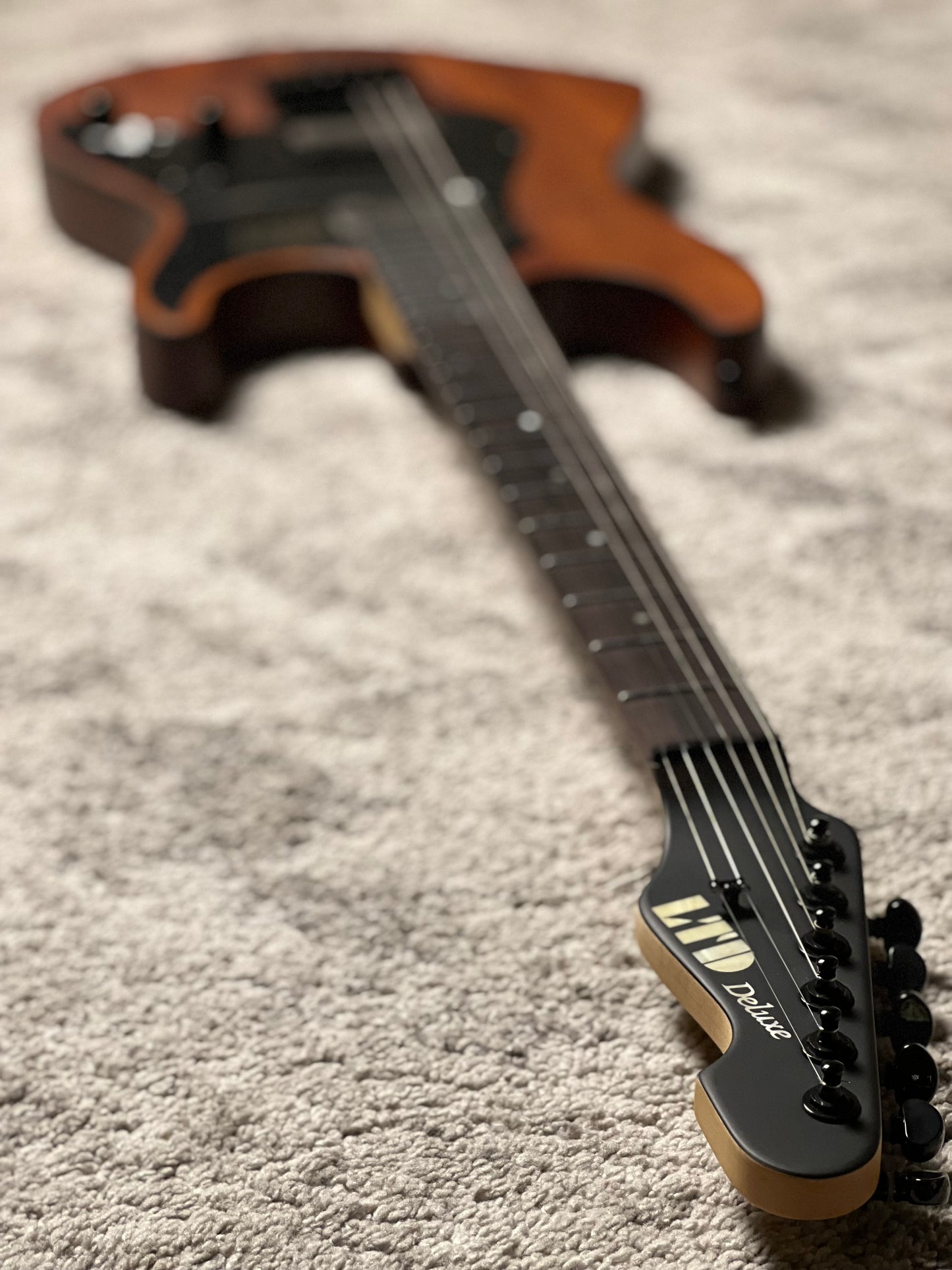 ESP LTD SN-1000 EverTune Koa in Natural Stain W24013729
