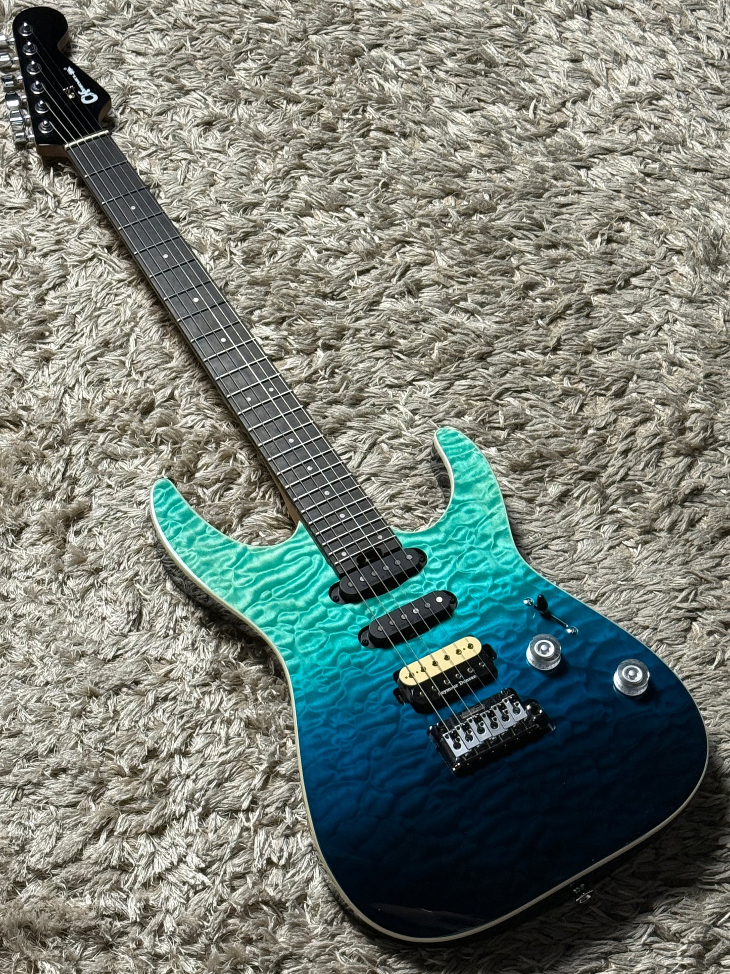 Charvel Pro-Mod Plus Dinky DK24 HSS QM in Blue Curaçao ICC250000 (USED)