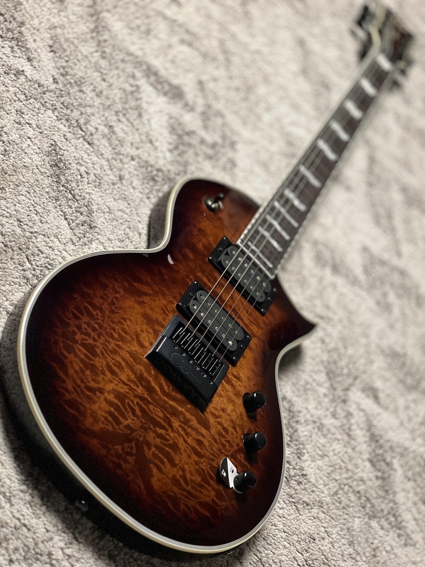 ESP LTD EC-1000 Evertune in Dark Brown Sunburst