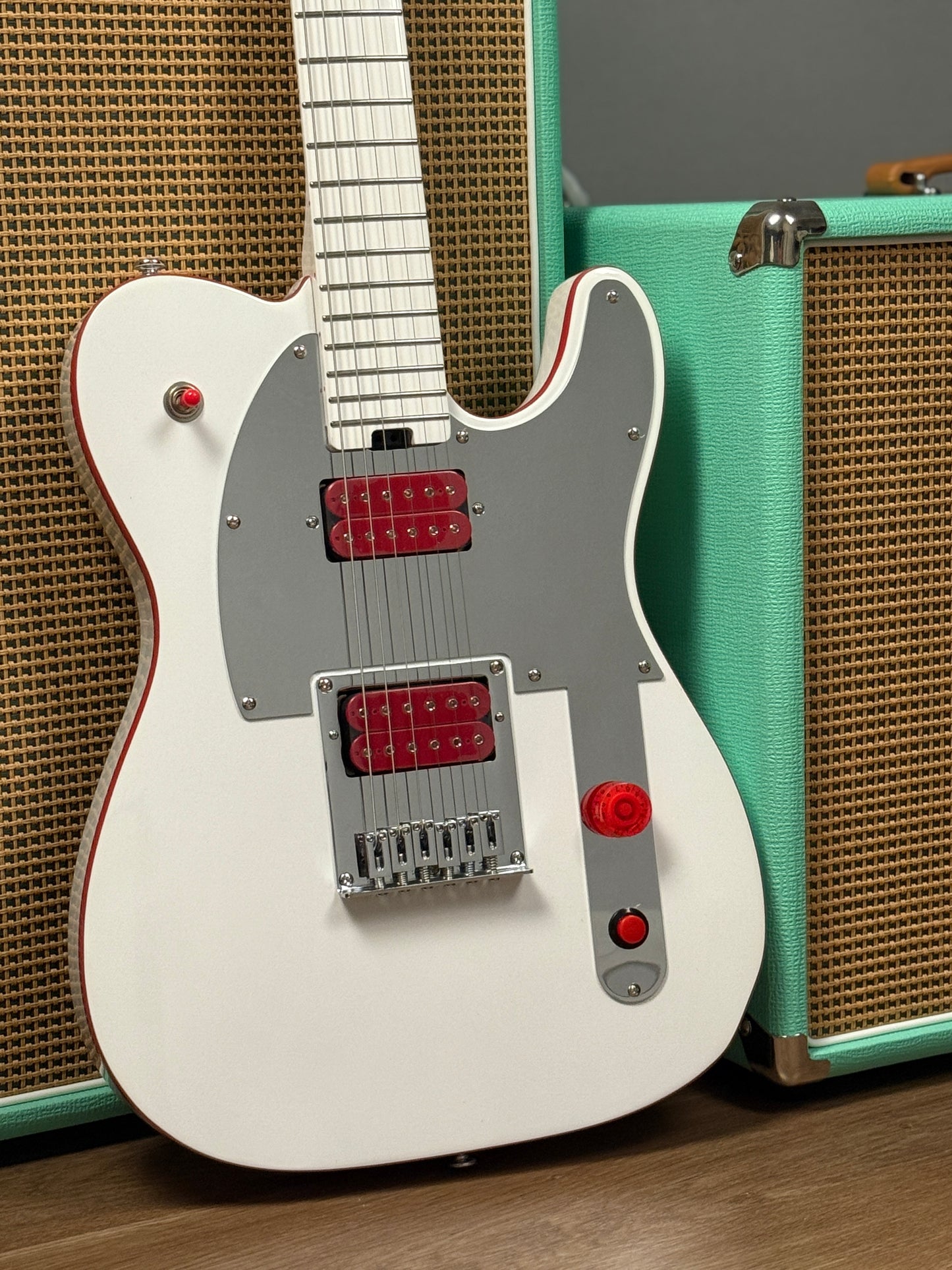 Soloking MT-1 Custom Lithography in Artic White