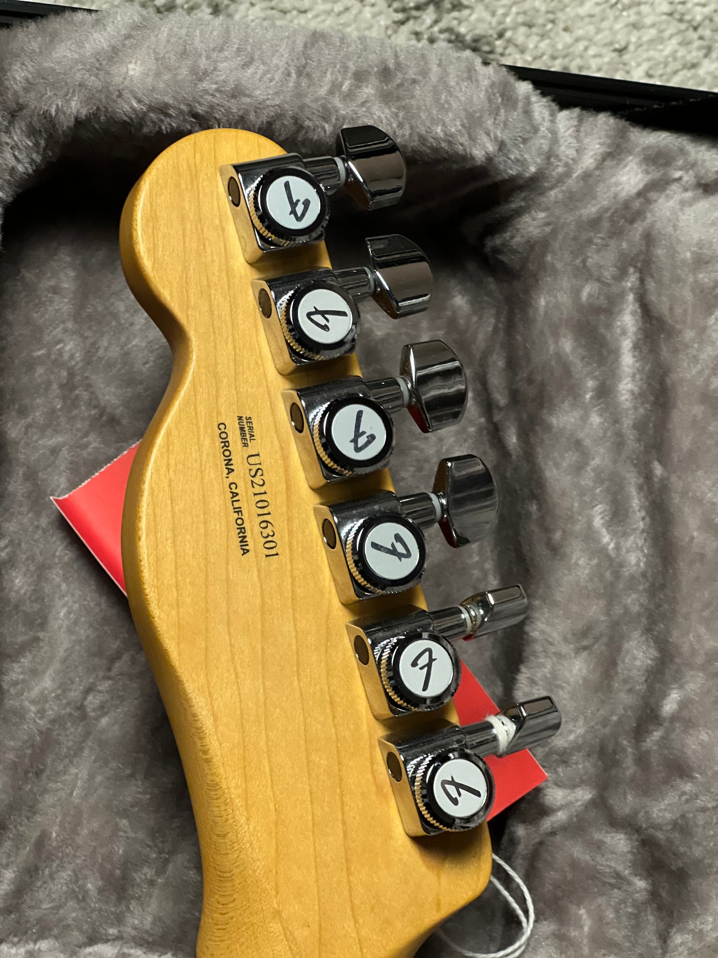 Fender American Ultra Limited Edition Telecaster with Ebony FB In Denim Burst US21016301