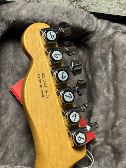 Fender American Ultra Limited Edition Telecaster with Ebony FB In Denim Burst US21016301